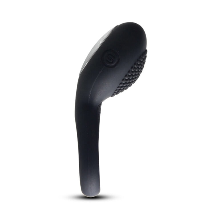 Wireless personal massager for intimate pleasure, discreet and ergonomic design, ideal for enhancing sexual wellness and relaxation, perfect for adult intimacy needs.