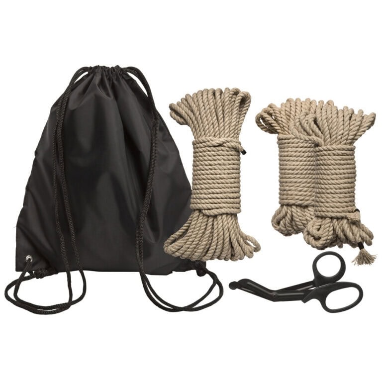 SEO-friendly ALT tag: Climbing rope set with carry bag and scissors for outdoor adventure, fitness, or training. Durable, versatile equipment for climbing enthusiasts and safety.