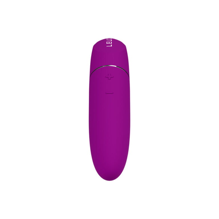 Vibrating personal massager in purple, designed for intimate pleasure and sexual wellness. Compact, discreet, and easy to use, ideal for enhancing personal intimacy and exploring sensual experiences.